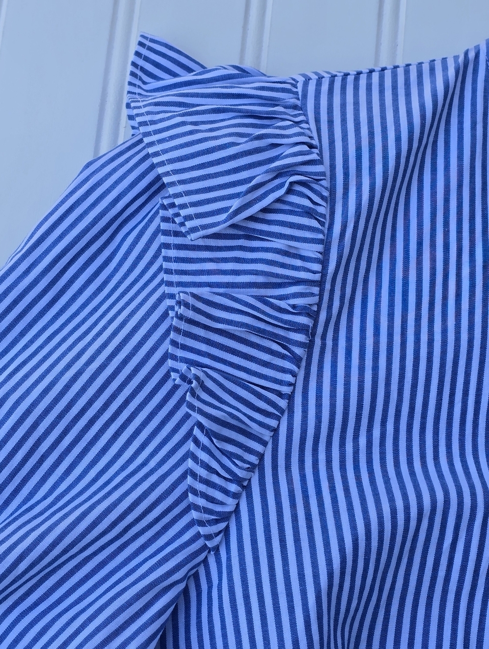J. Crew Blue & White Striped Ruffle Shoulder Long Sleeve Blouse - Size M - Picture 6 of 12